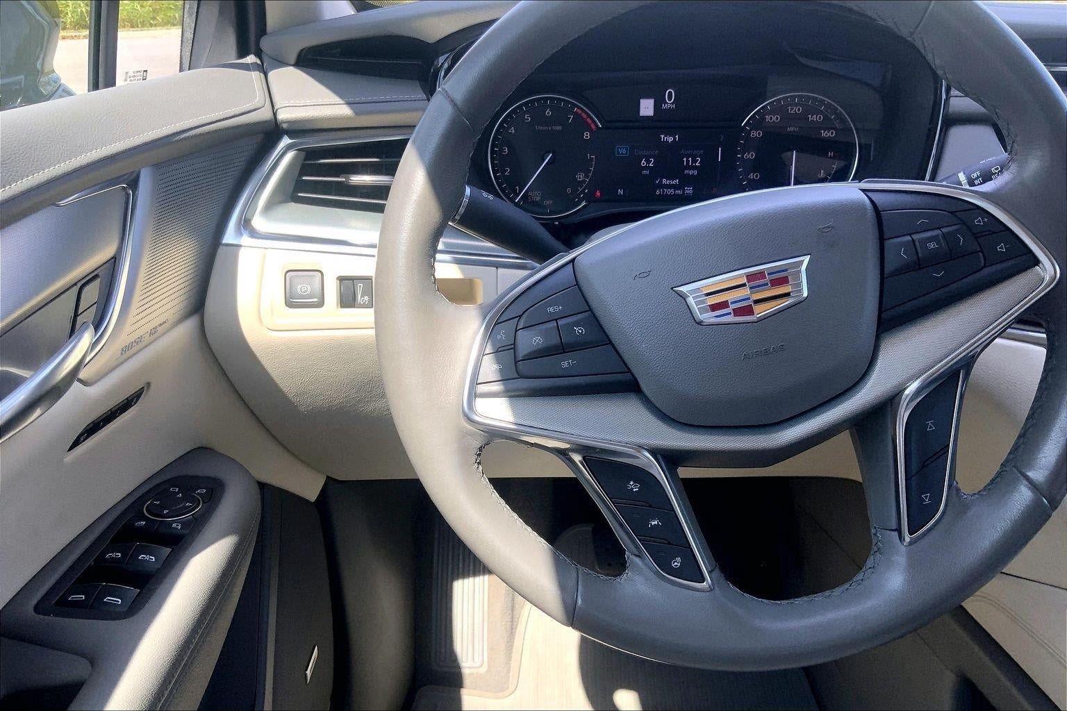Used 2020 Cadillac XT5 Premium Luxury AWD/4WD image 19