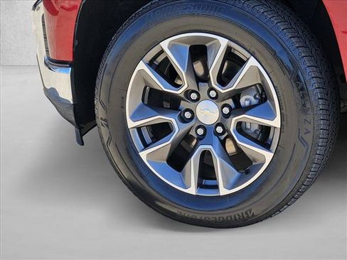 Used 2019 Chevrolet Silverado 1500 LT w/ Texas Edition RWD image 9