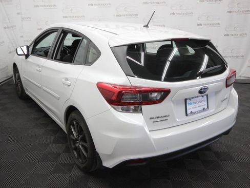 Used 2022 Subaru Impreza 2.0i image 3