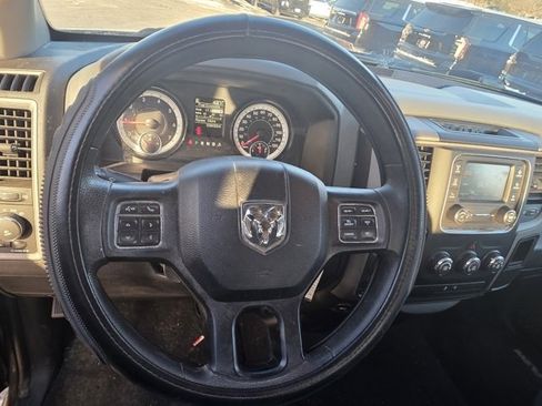 Used 2017 RAM 1500 Express image 8