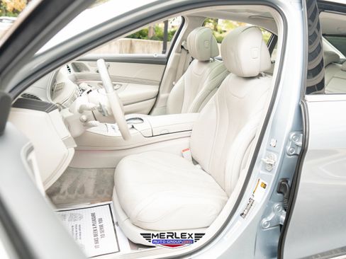 Used 2016 Mercedes-Benz S 550 4MATIC Sedan w/ Premium Package image 16