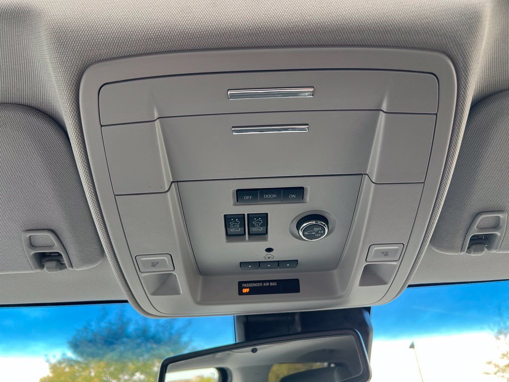 Used 2019 Chevrolet Tahoe Premier AWD/4WD image 41