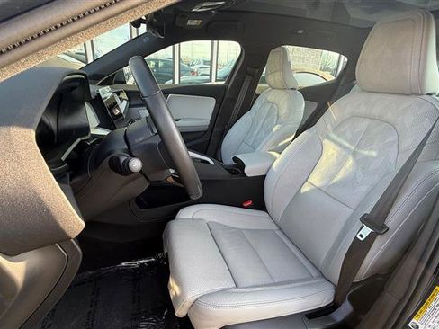 Used 2023 Polestar Polestar 2 PLUS w/ Pilot Pack image 12