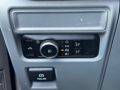 Used 2023 Ford F150 XLT RWD image 30