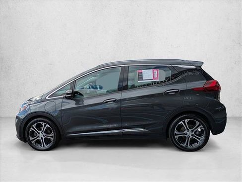 Used 2018 Chevrolet Bolt Premier w/ Driver Confidence II Package image 9