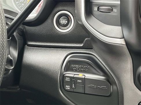 Used 2019 RAM 3500 Big Horn image 18