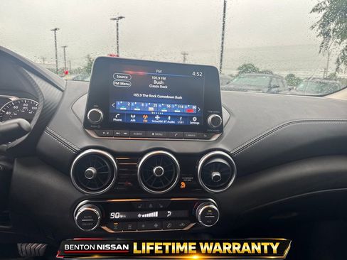 Used 2025 Nissan Sentra SV w/ All-Weather Package FWD image 16