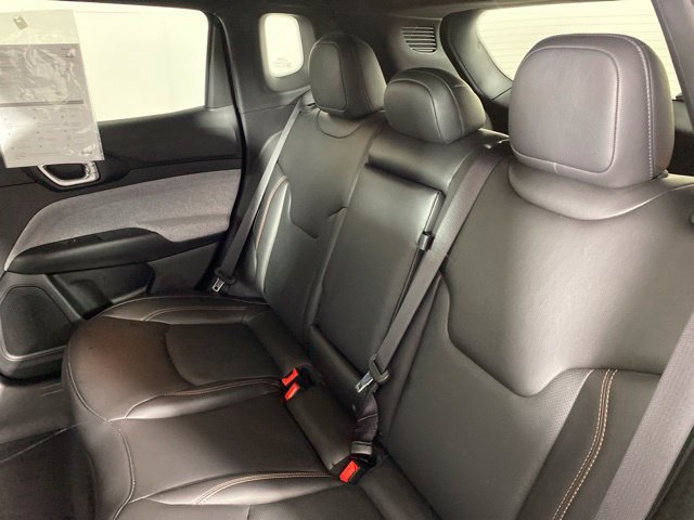 Used 2023 Jeep Compass Latitude AWD/4WD image 32