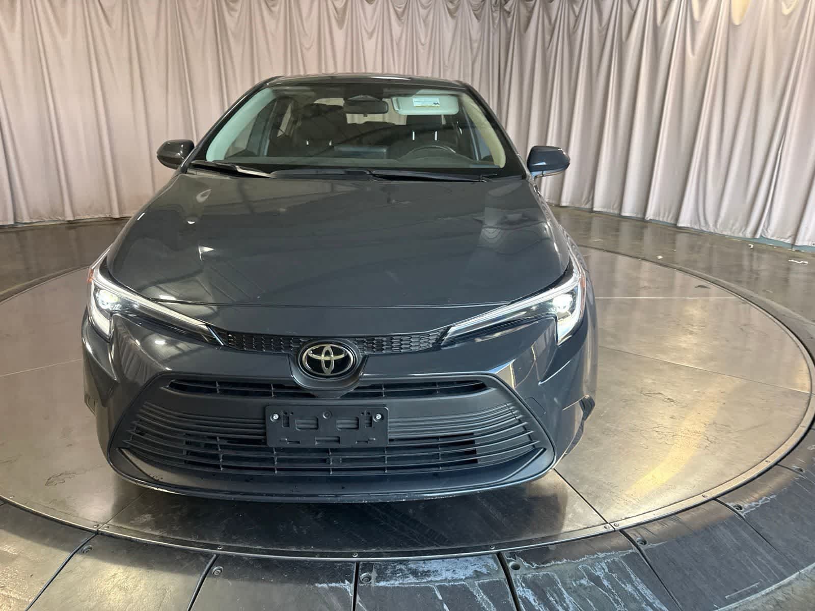 Used 2026 Toyota Corolla LE FWD image 2
