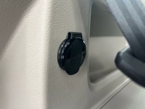 New 2026 Volkswagen Atlas SE image 38