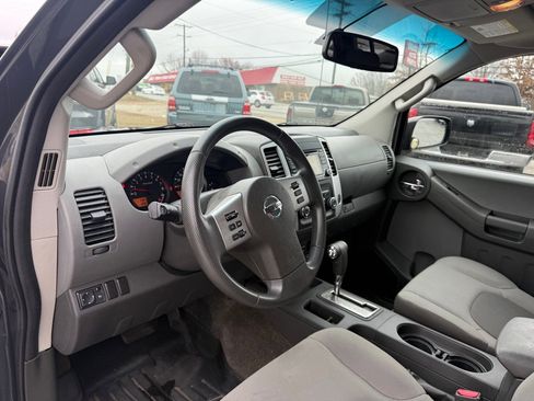 Used 2015 Nissan Xterra S w/ Value Package image 10