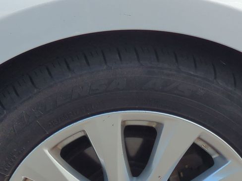 Used 2018 Toyota Camry LE image 12