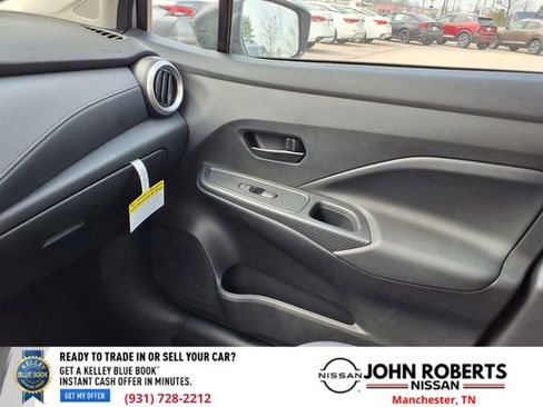 Used 2025 Nissan Versa S w/ Trunk Package image 8