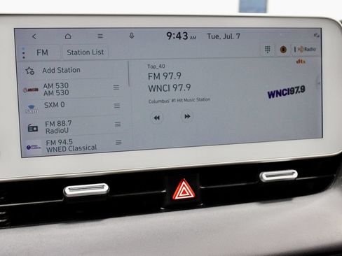 Used 2024 Hyundai Ioniq 5 SE AWD/4WD image 3