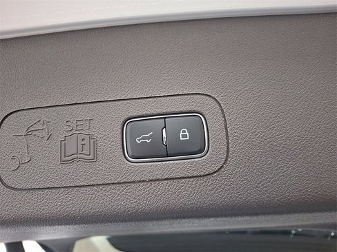 Certified 2023 Lincoln Aviator AWD w/ Premium Package image 30