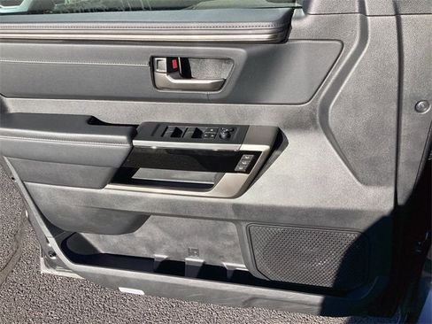 Used 2024 Toyota Tundra Limited image 27