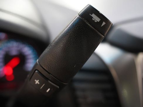 Used 2019 Chevrolet Suburban LT w/ RST Edition image 15