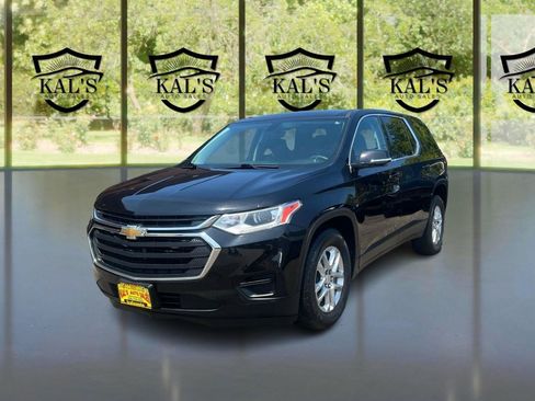 Used 2019 Chevrolet Traverse LS AWD/4WD image 1