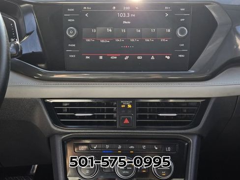 Used 2024 Volkswagen Taos SEL AWD/4WD image 27