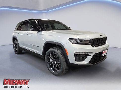 New 2025 Jeep Grand Cherokee Limited image 7