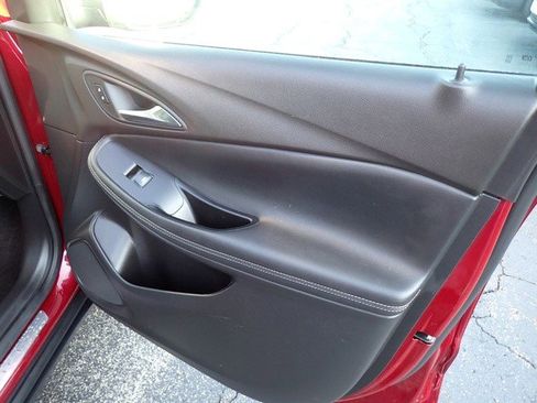 Certified 2022 Buick Encore GX Essence w/ Experience Buick Package image 16