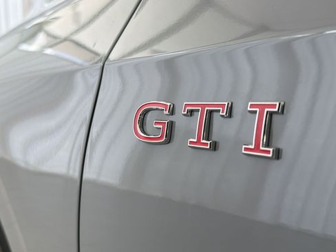 New 2026 Volkswagen Golf SE image 37