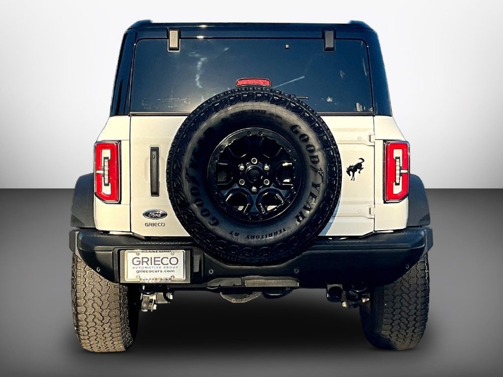 Used 2025 Ford Bronco Badlands AWD/4WD image 6