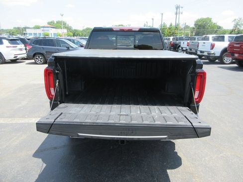Certified 2025 GMC Sierra 1500 Denali w/ Denali Reserve Package AWD/4WD image 9