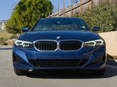 Used 2023 BMW 330i Sedan w/ Convenience Package image 3
