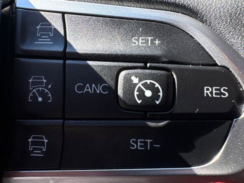 Used 2025 Jeep Compass Limited AWD/4WD image 30