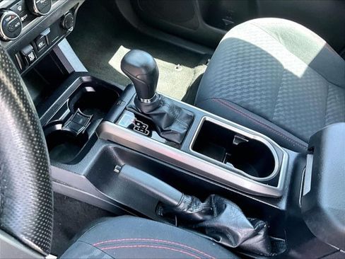 Used 2021 Toyota Tacoma SR5 RWD image 15
