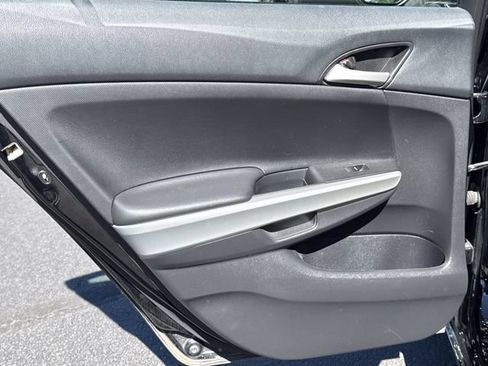 Used 2010 Honda Accord EX image 11