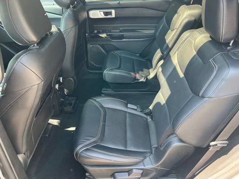 Used 2023 Ford Explorer ST w/ Equipment Group 401A AWD/4WD image 28