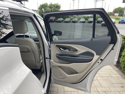 Used 2023 GMC Terrain Denali AWD/4WD image 23