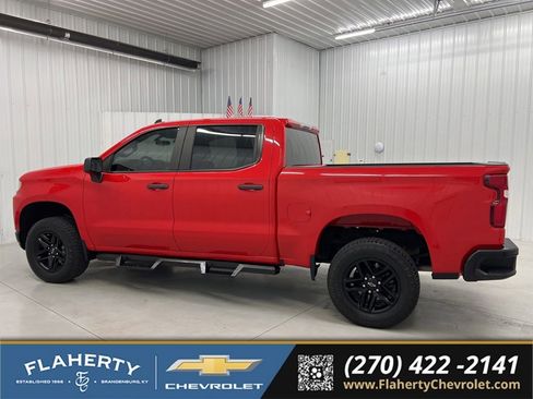 Used 2021 Chevrolet Silverado 1500 Custom Trail Boss AWD/4WD image 5