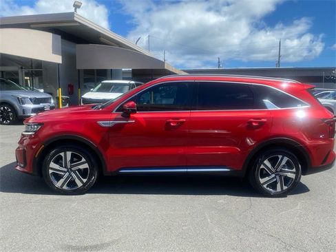 Used 2022 Kia Sorento SX w/ Panoramic Sunroof Package image 7