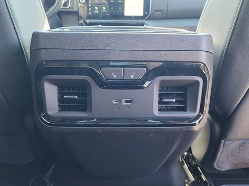 New 2026 GMC Sierra 1500 AT4 w/ AT4 Premium Package image 48