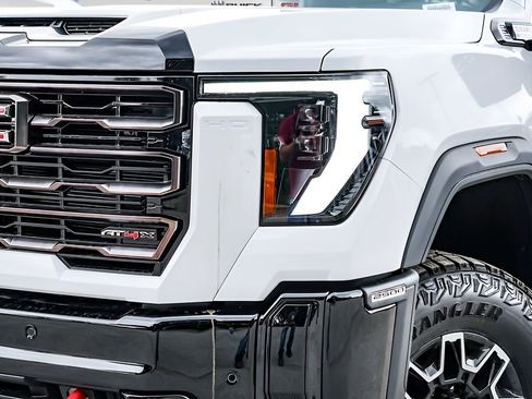 New 2026 GMC Sierra 2500 AT4X AWD/4WD image 3