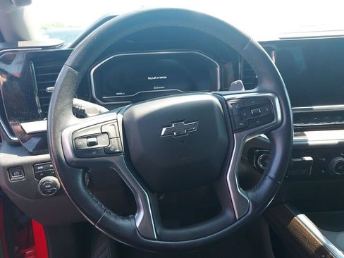 Used 2022 Chevrolet Silverado 1500 RST AWD/4WD image 17