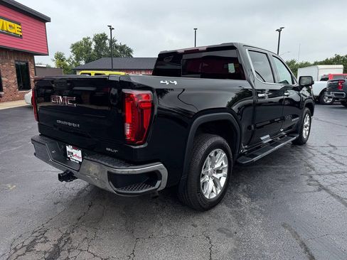 Used 2021 GMC Sierra 1500 SLT w/ SLT Premium Package AWD/4WD image 8