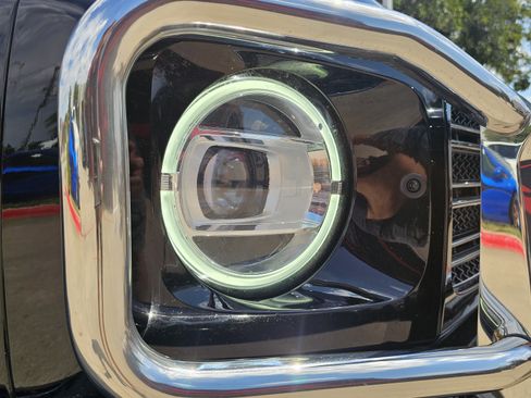 Used 2021 Mercedes-Benz G 550 image 13