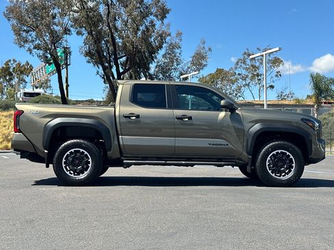 New 2026 Toyota Tacoma TRD Off-Road AWD/4WD image 6
