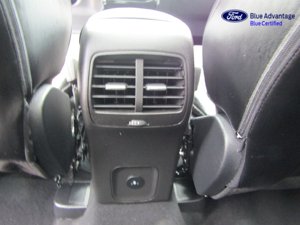 Certified 2024 Ford Escape ST-Line AWD/4WD image 30