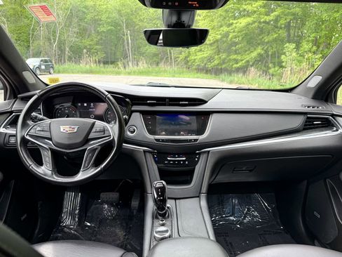 Used 2022 Cadillac XT5 Premium Luxury w/ LPO, ONYX Package AWD/4WD image 23