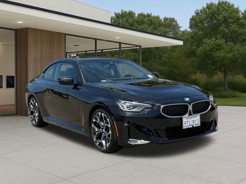 Used 2025 BMW 230i Coupe w/ Premium Package RWD image 6