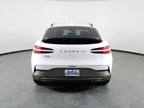 Used 2025 Genesis GV60 RWD image 9