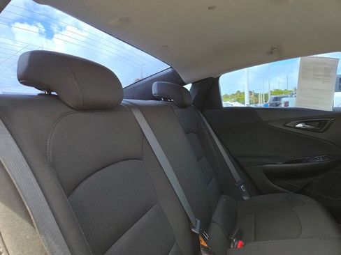 Used 2021 Chevrolet Malibu LS image 14