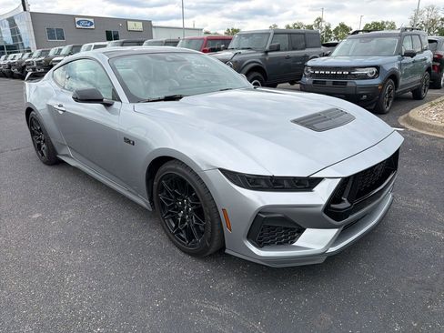 Used 2024 Ford Mustang GT Premium w/ GT Performance Package RWD image 2