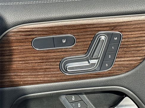 Certified 2024 Mercedes-Benz EQB 300 4MATIC image 16