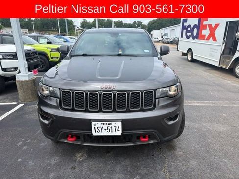 Used 2017 Jeep Grand Cherokee Trailhawk AWD/4WD image 8